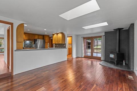 1444 Summit Loop, Grants Pass, OR 97527 photo 9