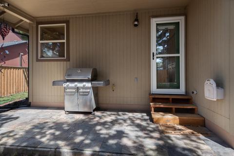 20590 Prospector Loop, Bend, OR 97702 photo 23