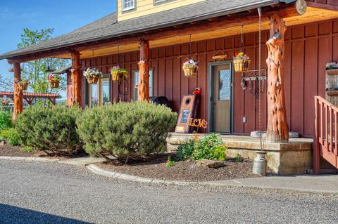 17550 Plainview Ct, Bend, OR 97703 photo 4