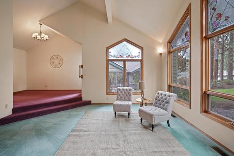 20446 Powder Mountain Ct, Bend, OR 97702 photo 3