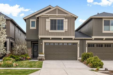 63183 NE Black Powder Ln, Bend, OR 97701