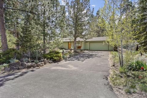 20941 Desert Woods Dr, Bend, OR 97702