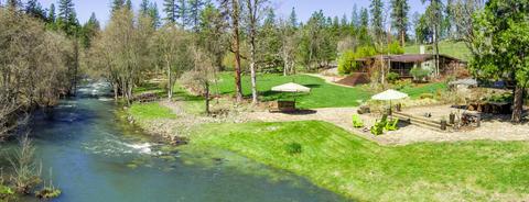 2555 Cobleigh Rd, Eagle Point, OR 97524 photo 1