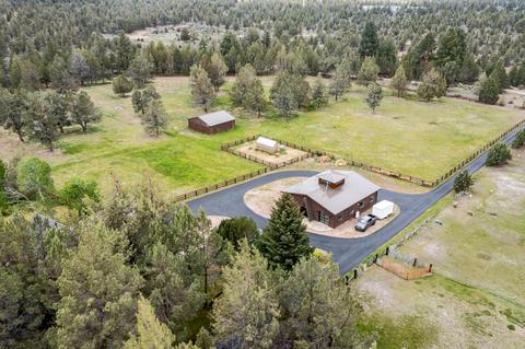 19225 Dusty Loop, Bend, OR 97703 photo 37