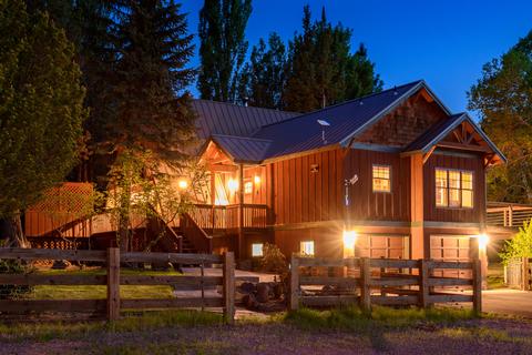 19225 Dusty Loop, Bend, OR 97703 photo 2