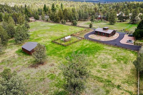 19225 Dusty Loop, Bend, OR 97703 photo 30