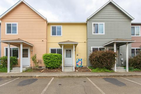61 California St, Ashland, OR 97520