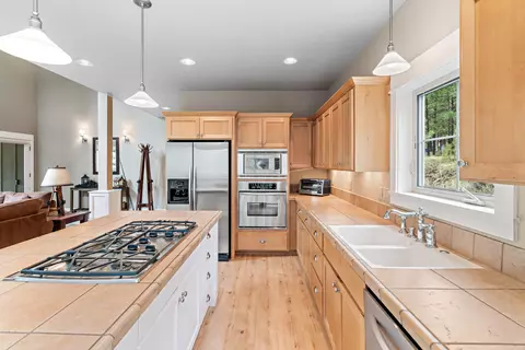 19696 Winter Wren Loop, Bend, OR 97702 photo 14