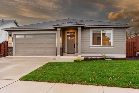 1534 NE Rosemont St, Prineville, OR 97754