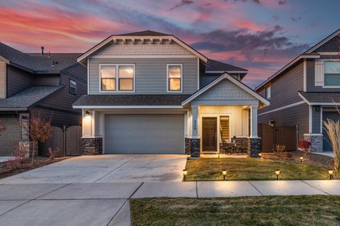 3140 NE Marea Dr, Bend, OR 97701
