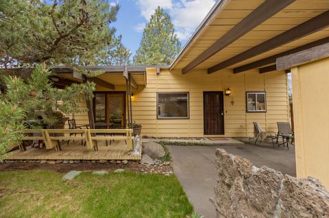 64540 Riverview Ave, Bend, OR 97703 photo 2