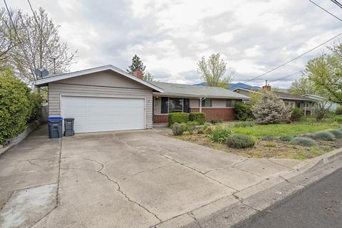 269 W Nevada St, Ashland, OR 97520