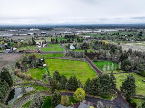 22236 Kevin Dr, Bend, OR 97701 photo 36
