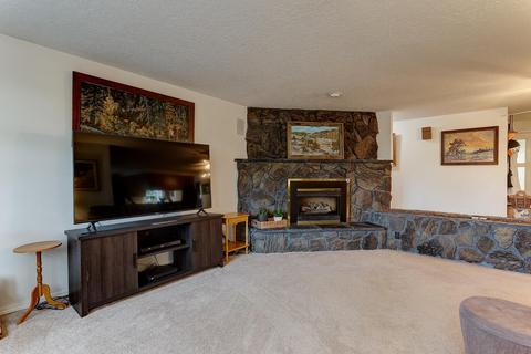 22236 Kevin Dr, Bend, OR 97701 photo 5