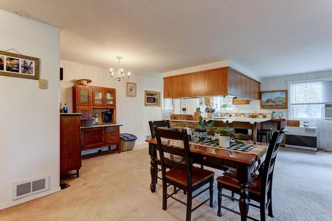 22236 Kevin Dr, Bend, OR 97701 photo 8