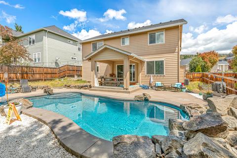 4409 Park Ridge Dr, Medford, OR 97504