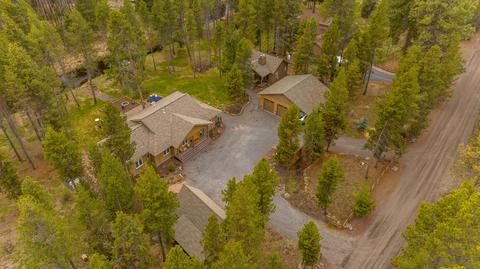 17075 Pasadena Rd, Bend, OR 97707