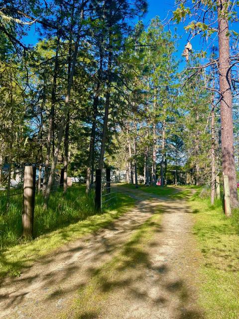 2740 Russell Rd, Merlin, OR 97532