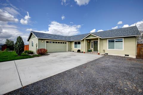 252 Timothy Dr, Culver, OR 97734