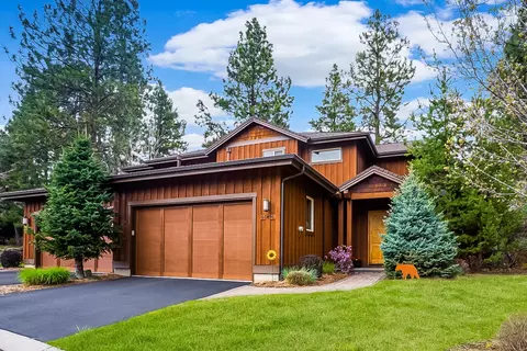 60496 Snap Shot Loop, Bend, OR 97702