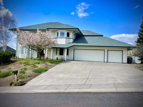 1701 Quail Ridge Dr, Klamath Falls, OR 97601