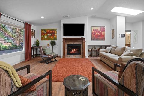 20452 Mainline Rd, Bend, OR 97702 photo 8