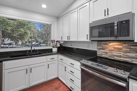 20452 Mainline Rd, Bend, OR 97702 photo 12