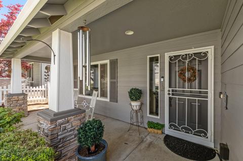 953 Crystal Dr, Eagle Point, OR 97524 photo 5