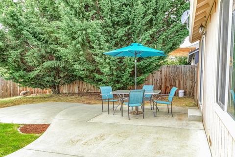 406 Westminster Dr, Eagle Point, OR 97524 photo 21