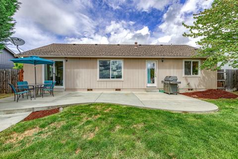 406 Westminster Dr, Eagle Point, OR 97524 photo 24