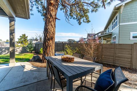60096 SE Ruby Peak Loop, Bend, OR 97702 photo 15