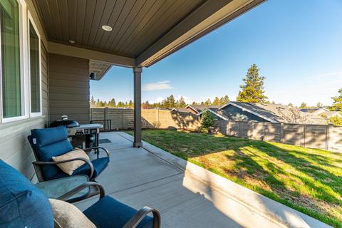 60096 SE Ruby Peak Loop, Bend, OR 97702 photo 16