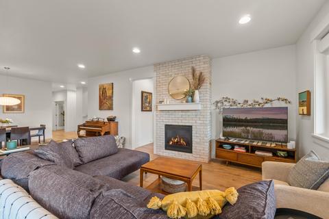 60096 SE Ruby Peak Loop, Bend, OR 97702 photo 2