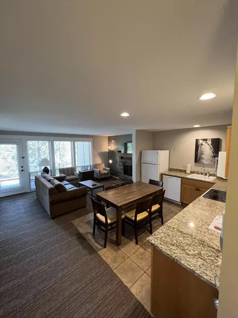 18575 SW Century Dr #913 A, Bend, OR 97702