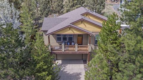 2106 NW Black Pines Pl, Bend, OR 97703