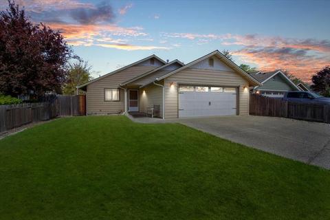 1449 George Tweed Blvd, Grants Pass, OR 97527