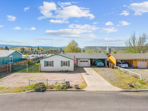 370 NE Mariposa Ave, Prineville, OR 97754