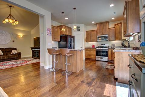 1110 N Haskell St, Central Point, OR 97502 photo 15