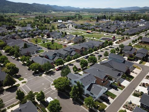 1110 N Haskell St, Central Point, OR 97502 photo 42