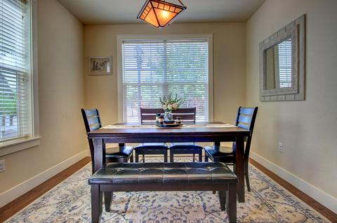 1110 N Haskell St, Central Point, OR 97502 photo 13