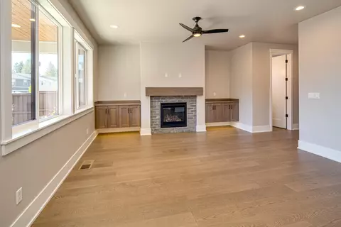 62619 Mcclain Dr, Bend, OR 97703 photo 8