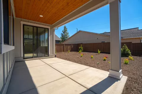 62619 Mcclain Dr, Bend, OR 97703 photo 32