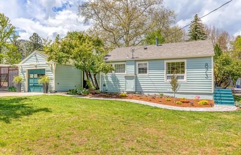 873 Clay St, Ashland, OR 97520