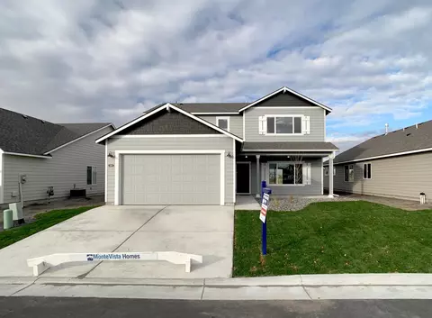 3512 NW 10th Pl #18, Redmond, OR 97756