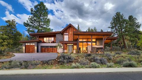 1535 NW Remarkable Dr, Bend, OR 97703