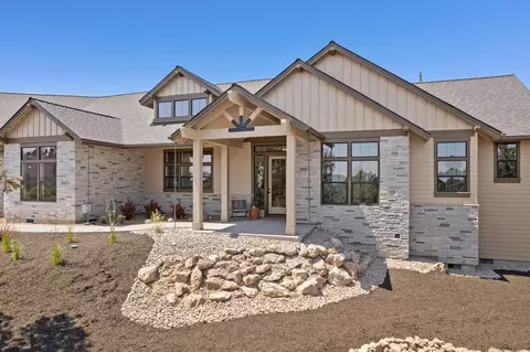 8211 Sora Ct, Redmond, OR 97756