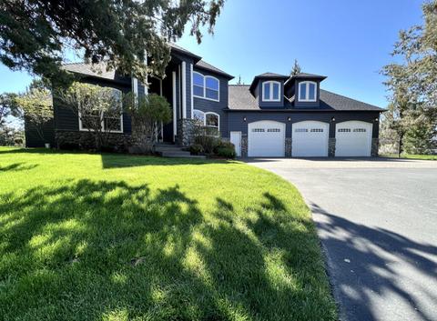 21105 Scottsdale Dr, Bend, OR 97701