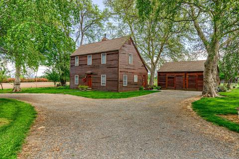 1475 Arnold Ln, Medford, OR 97501