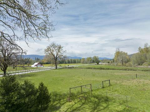 3692 Holland Loop Rd, Cave Junction, OR 97523 photo 1
