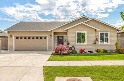 2123 La Connor Ln, Medford, OR 97501